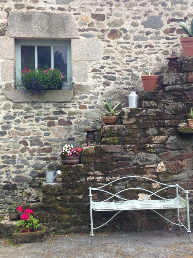 Le Petit Chateau, Matisse Noyal-Pontivy Exteriör bild
